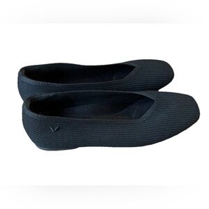 Vivaia Shoes Margot Square Toe Womens 37.5 7 Black Lightweight V-Cut Knit Flats